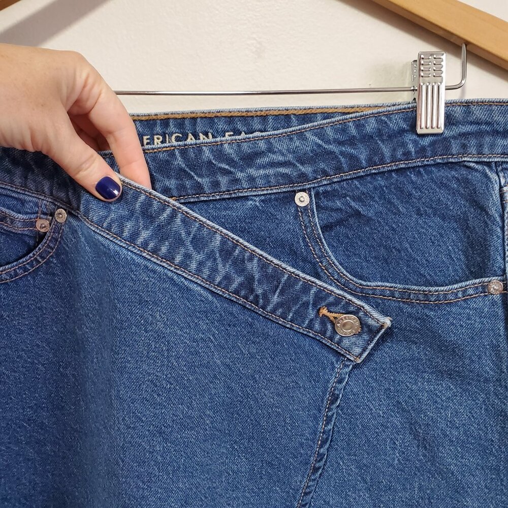 AMERICAN EAGLE AE Stretch Crossover Mid-Rise Mini Skirt Denim Jean Blue Womens 6 - Picture 4 of 13